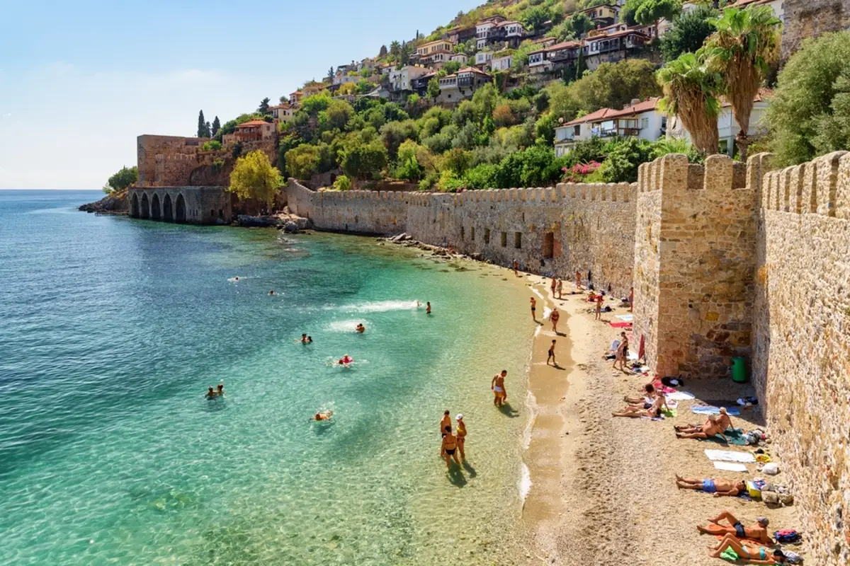 tersane-beach-alanya_1776258379614.webp