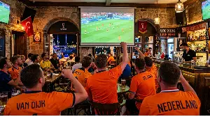 sports-bar-nederlands-elftal-in-turkije_1780492813074.webp